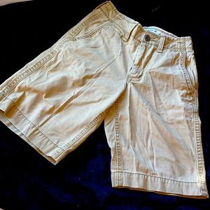 Mens flat American Eagle longer length shorts